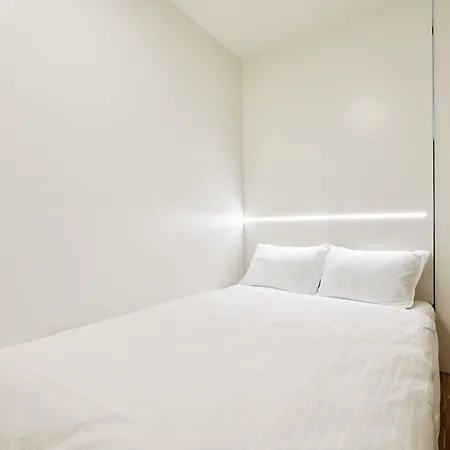 Du Lys - Perrin 4*