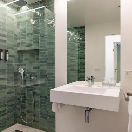 Du Lys - Perrin Aparthotel 4*